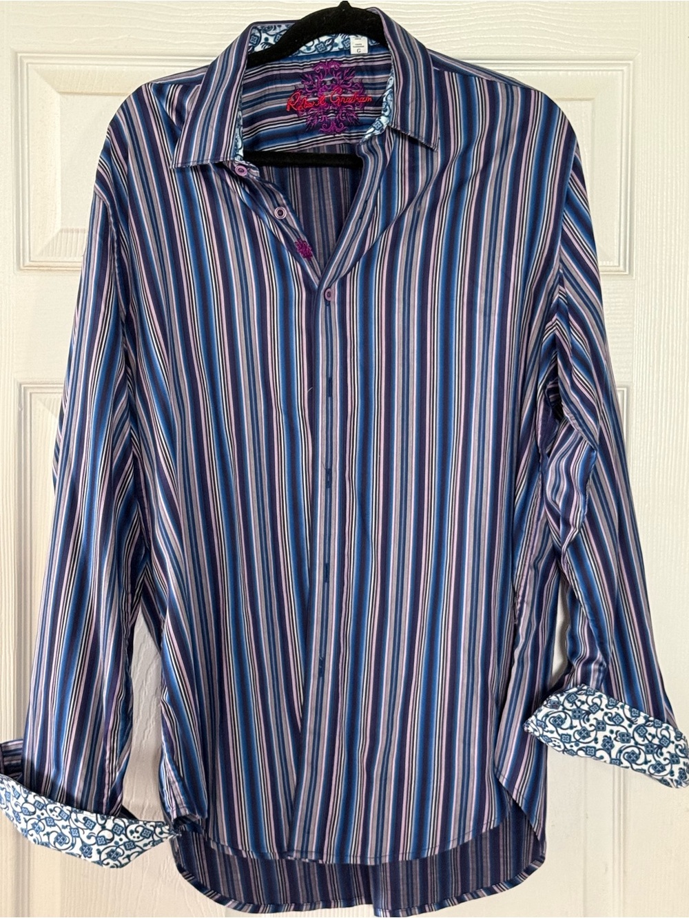 Robert Graham Men's Blue Multi-Stripe Long-Sleeve Shirt - Classic Fit